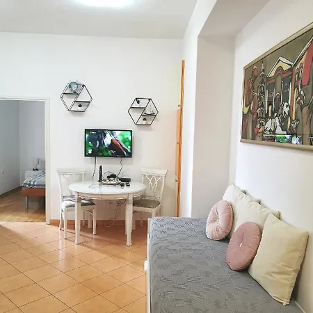 Smile Apartment